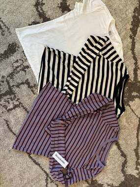 BDG Urban Outfitters Top Bundle Lot 3 T Shirts Small Sz M